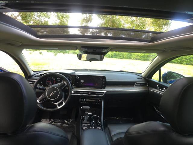 2022 Kia K5 EX