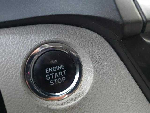2016 Toyota Sienna XLE 8 Passenger