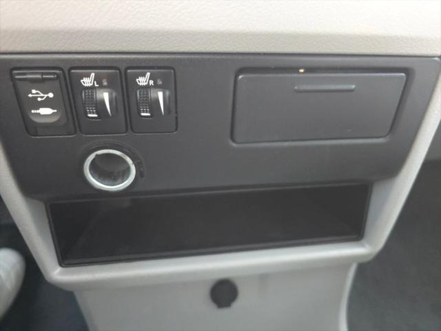 2016 Toyota Sienna XLE 8 Passenger