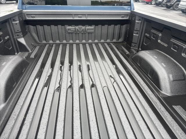 2026 GMC Sierra 2500HD Crew Cab, Standard Bed, Denali, 4WD