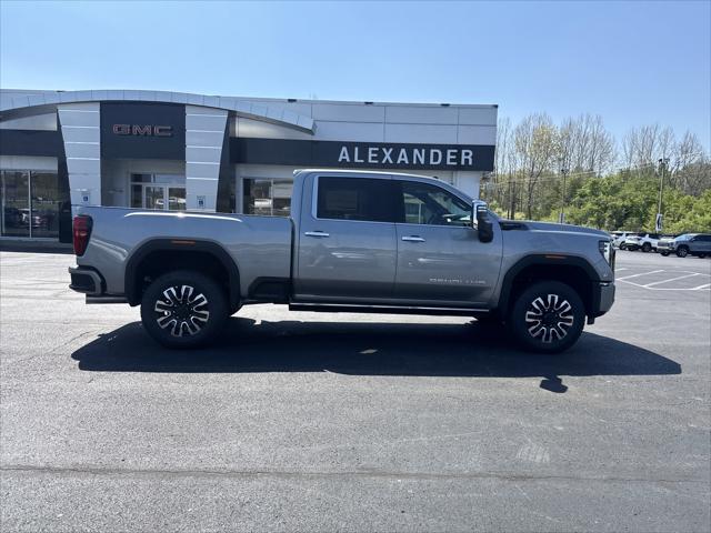 2026 GMC Sierra 2500HD Crew Cab, Standard Bed, Denali Ultimate, 4WD