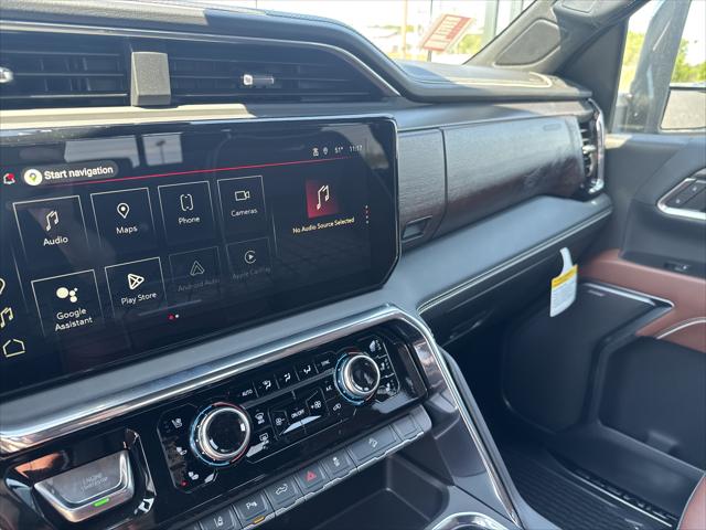 2026 GMC Sierra 2500HD Crew Cab, Standard Bed, Denali Ultimate, 4WD