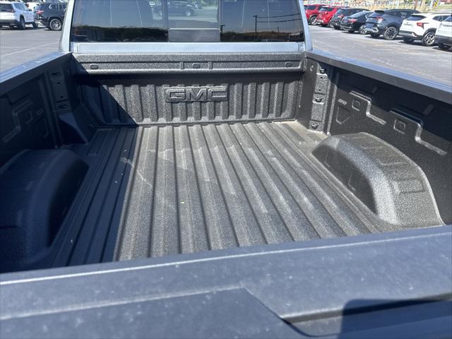 2026 GMC Sierra 2500HD Crew Cab, Standard Bed, Denali Ultimate, 4WD