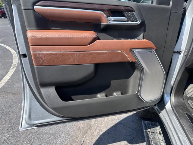 2026 GMC Sierra 2500HD Crew Cab, Standard Bed, Denali Ultimate, 4WD