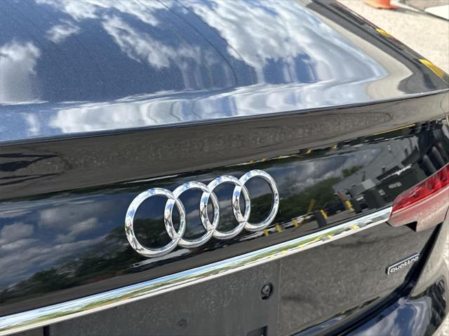 2022 Audi A4 Premium Plus 45 TFSI S line quattro S tronic