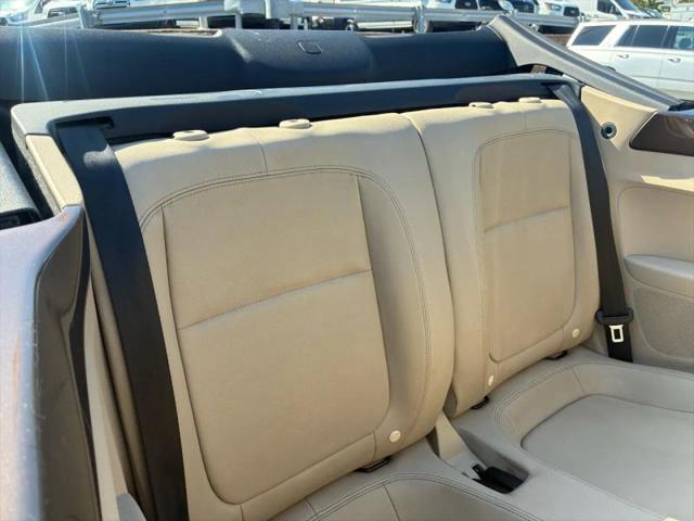 2013 Volkswagen Beetle 2.5L 70s Edition