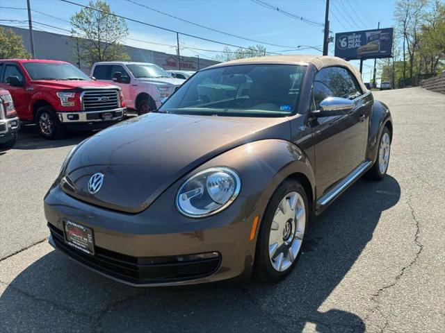 2013 Volkswagen Beetle 2.5L 70s Edition