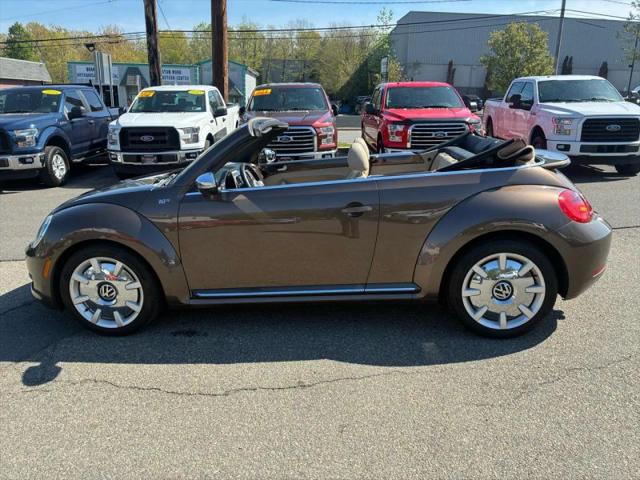 2013 Volkswagen Beetle 2.5L 70s Edition