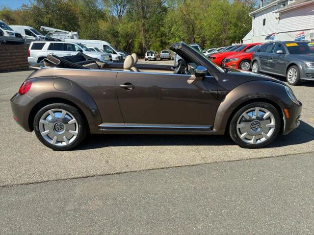2013 Volkswagen Beetle 2.5L 70s Edition