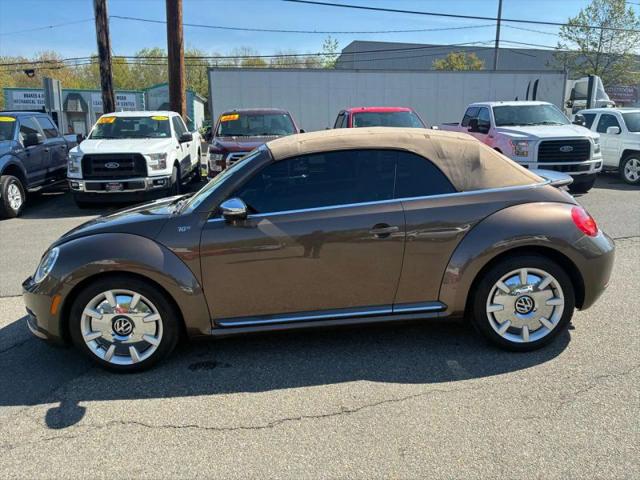 2013 Volkswagen Beetle 2.5L 70s Edition