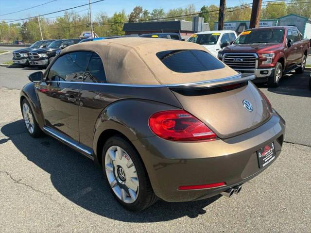 2013 Volkswagen Beetle 2.5L 70s Edition