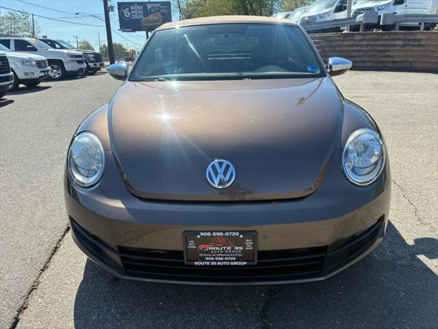 2013 Volkswagen Beetle 2.5L 70s Edition