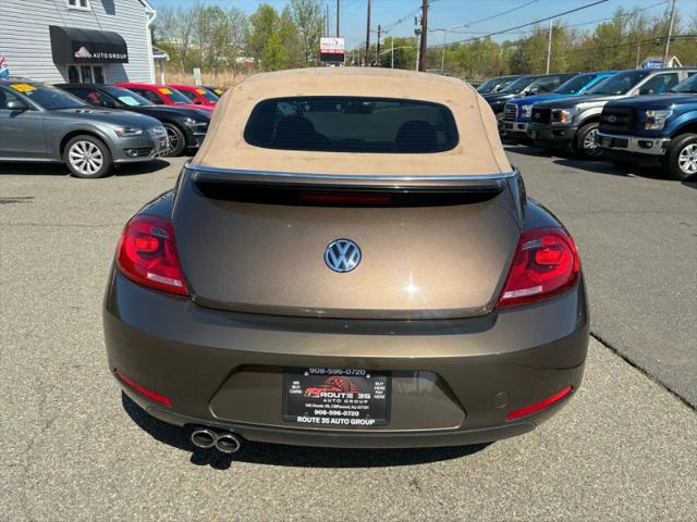 2013 Volkswagen Beetle 2.5L 70s Edition