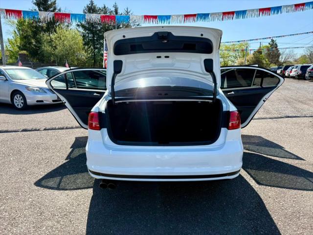 2015 Volkswagen Jetta 2.0T GLI SEL