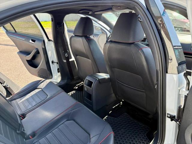 2015 Volkswagen Jetta 2.0T GLI SEL
