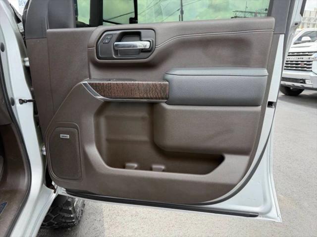 2021 GMC Sierra 2500HD 4WD Crew Cab Standard Bed Denali