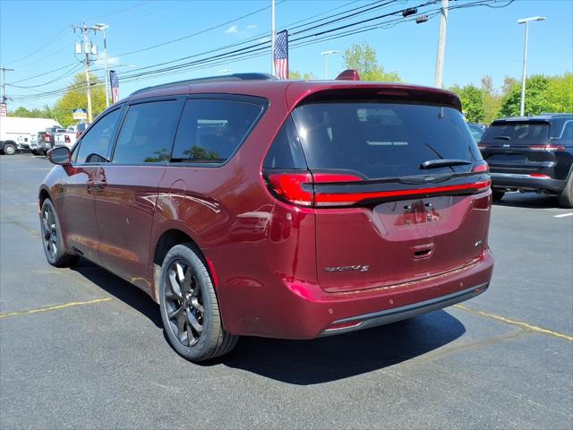 2022 Chrysler Pacifica Touring L AWD
