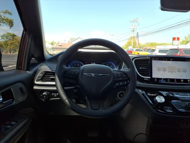 2022 Chrysler Pacifica Touring L AWD