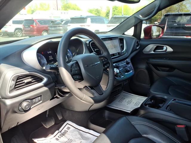2022 Chrysler Pacifica Touring L AWD