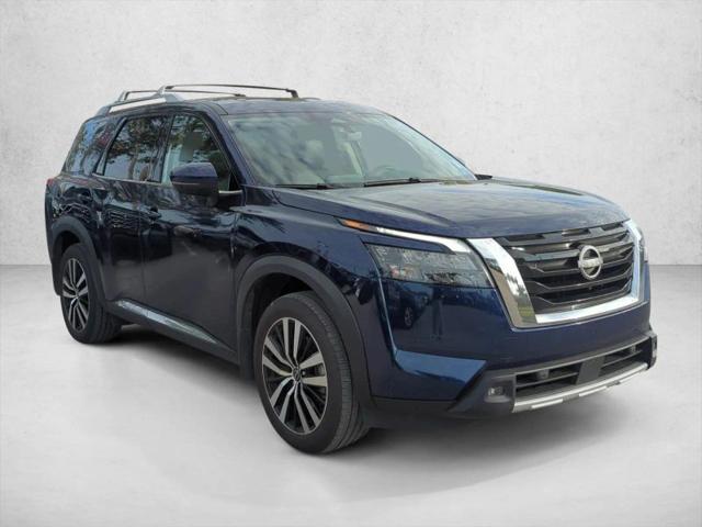 2025 Nissan Pathfinder Platinum FWD