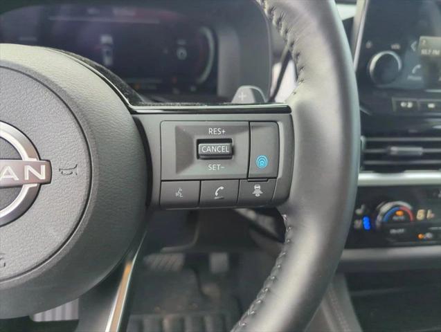 2025 Nissan Pathfinder Platinum FWD