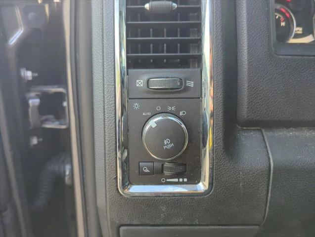 2017 Ram 1500 Laramie Crew Cab 4x4 6'4" Box