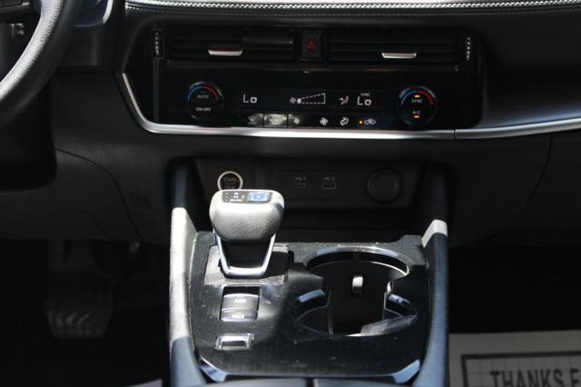 2022 Nissan Rogue SV FWD