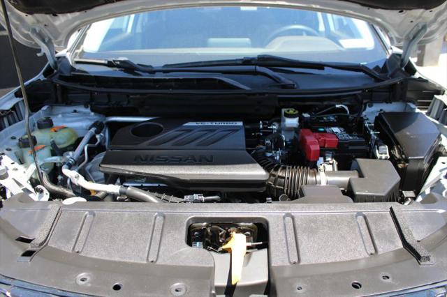 2022 Nissan Rogue SV FWD
