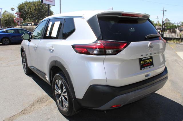 2022 Nissan Rogue SV FWD