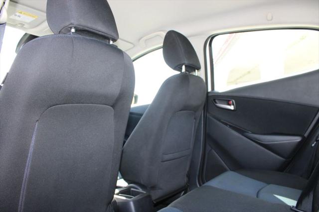 2019 Toyota Yaris LE