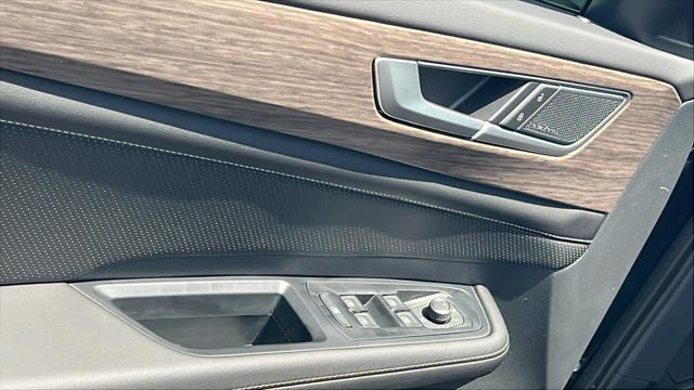 2026 Volkswagen Atlas SEL Premium R-Line