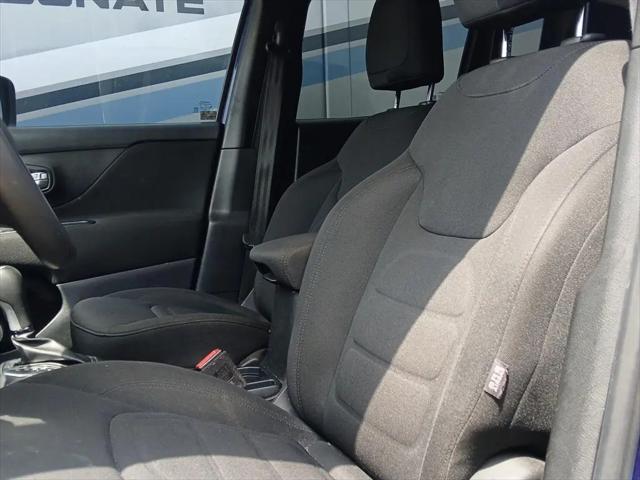 2020 Jeep Renegade Latitude FWD