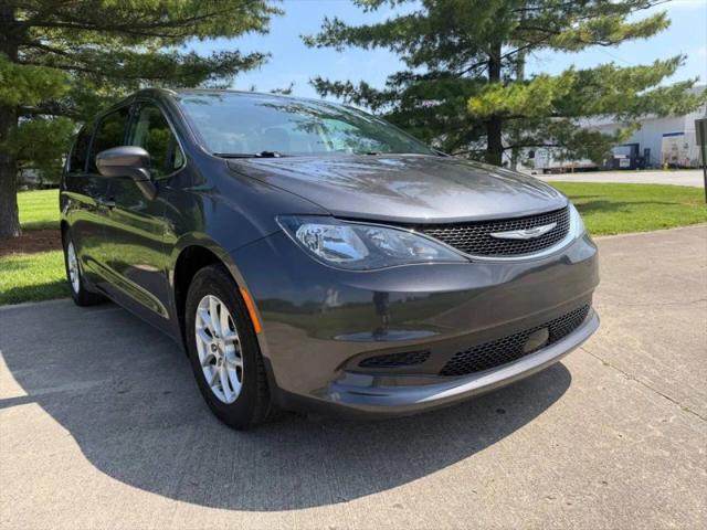 2021 Chrysler Voyager LX