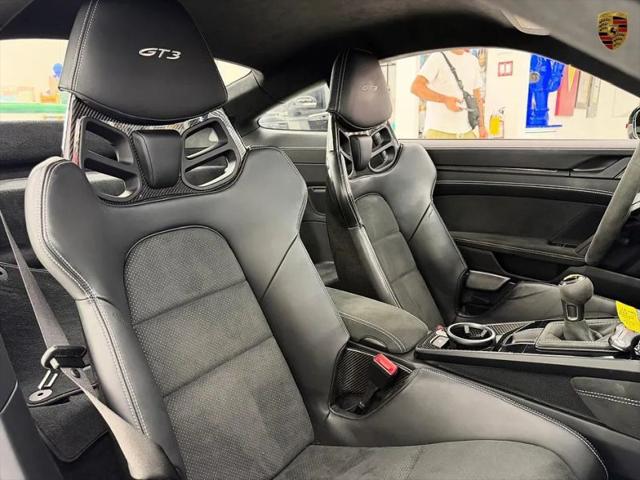 2023 Porsche 911 GT3 w/Touring Package