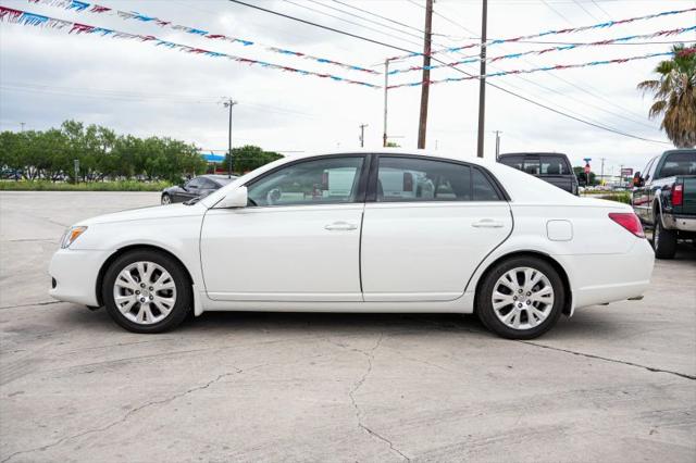 2009 Toyota Avalon XLS