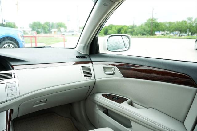 2009 Toyota Avalon XLS