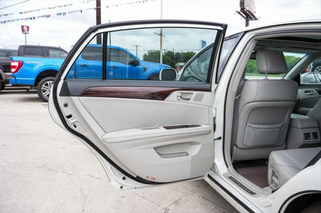 2009 Toyota Avalon XLS