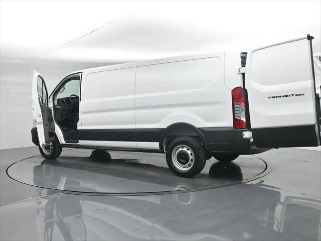 2026 Ford Transit Cargo Van T-350