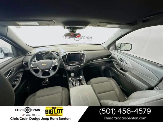 2023 Chevrolet Traverse AWD LT Cloth