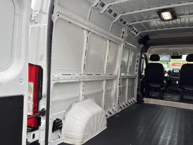 2025 Ram ProMaster 2500 Cargo Van Tradesman High Roof 159" WB w/Pass Seat