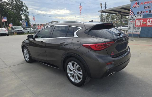 2019 INFINITI QX30 LUXE
