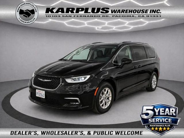 2022 Chrysler Pacifica Touring L for sale in Pacoima, CA
