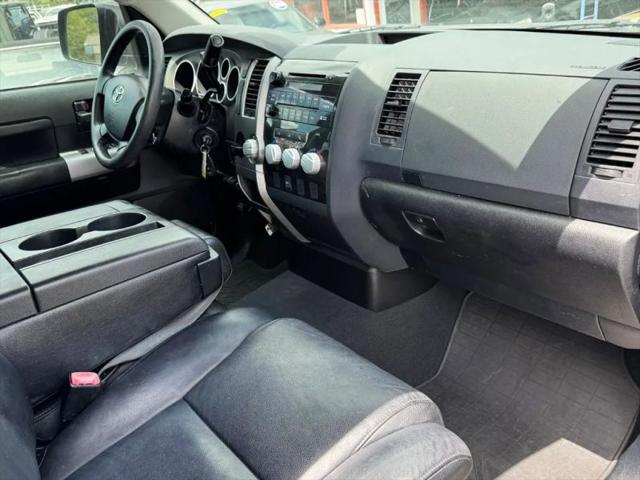 2013 Toyota Tundra Grade 5.7L V8