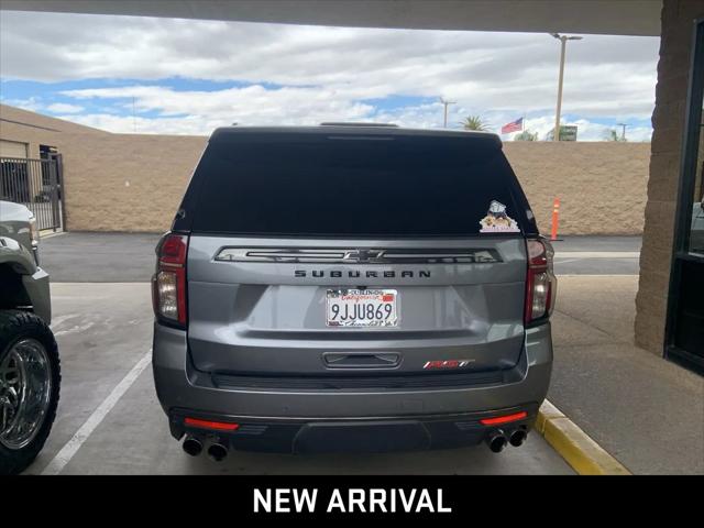2022 Chevrolet Suburban 4WD RST