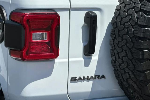2025 Jeep Wrangler 4-Door Sahara 4x4