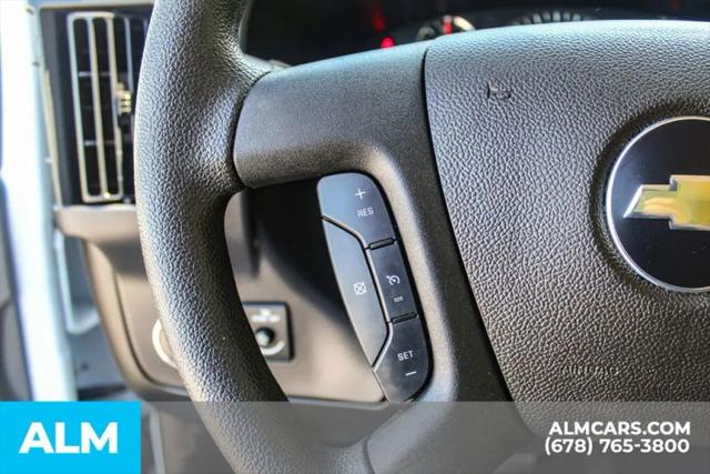 2025 Chevrolet Express Passenger RWD 3500 Extended Wheelbase LT