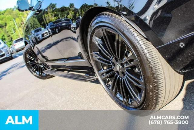 2025 Land Rover Range Rover P530 SE