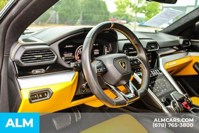 2020 Lamborghini Urus Base