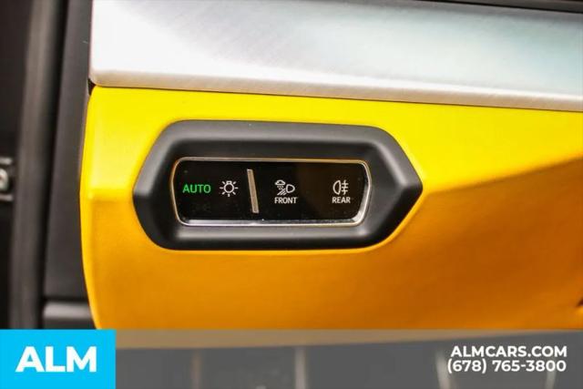 2020 Lamborghini Urus Base