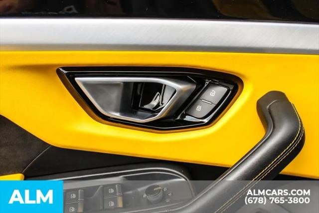 2020 Lamborghini Urus Base